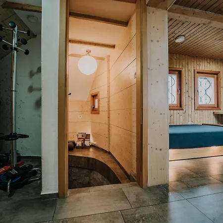 Koca Ojstrica - Velika Planina Шале Стаховица