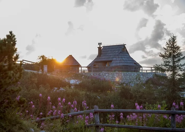 Koca Ojstrica - Velika Planina Horská chata Stahovica