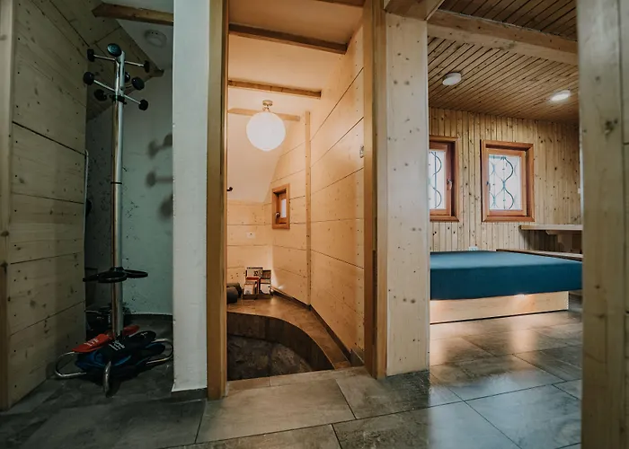 Koca Ojstrica - Velika Planina Chalet Stahovica