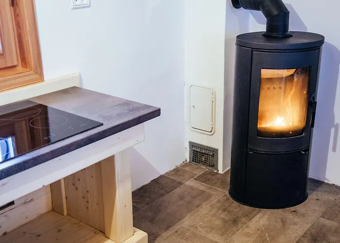 Koca Ojstrica - Velika Planina Horská chata Stahovica